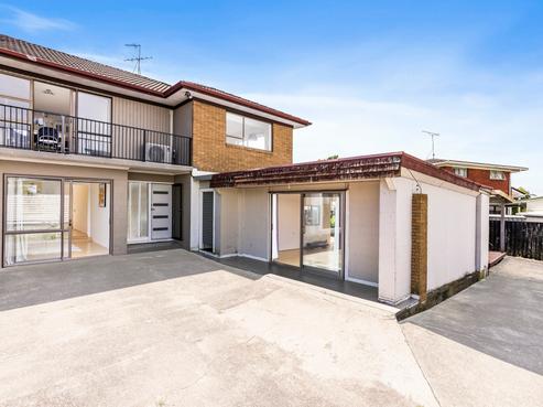 2/14A Kurnell Drive, Botany Downs