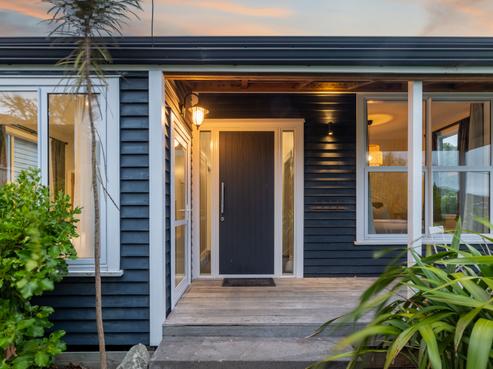 60 Oxford Street, Lyttelton