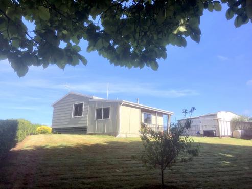 16 Holt Place, Waipukurau and Surrounds