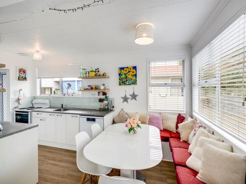 2/28 Alpers Terrace, Marewa