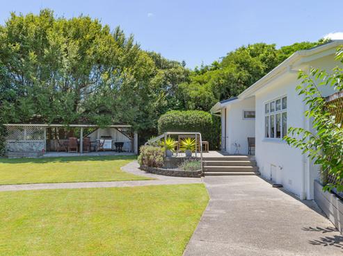 50 Painua Road, Hokio Beach