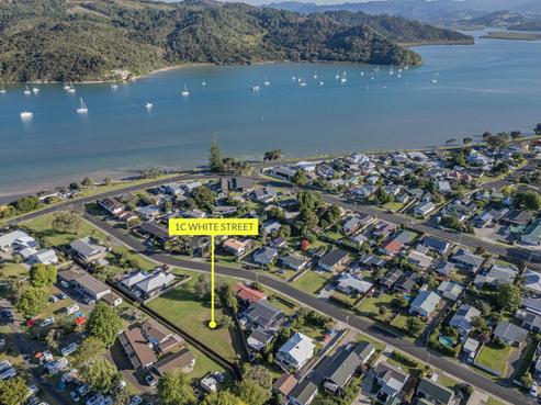 1C White Street, Whitianga