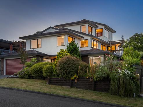 90 Churchill Drive, Taradale