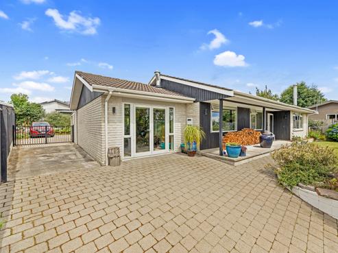 10 Kew Place, Richmond Heights