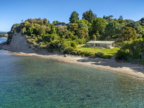 1432 Takaka-collingwood Highway, Parapara