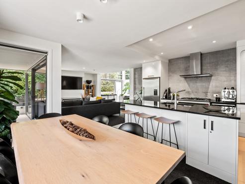 4/15 Melbourne Street, Queenstown Central