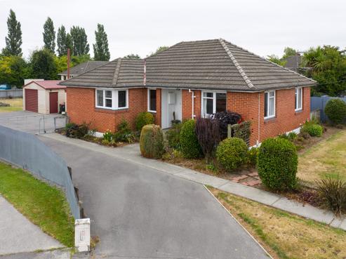 1 Pratley Crescent, Hampstead