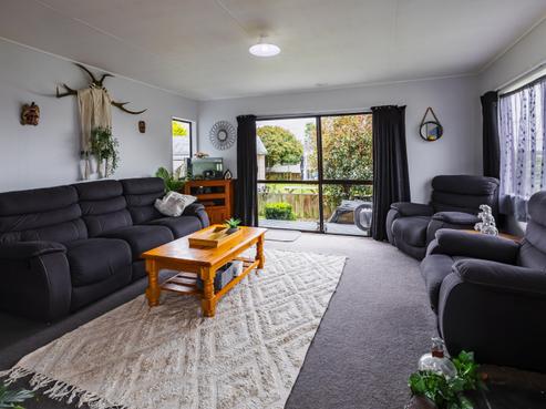 29 Charles Street, Takapau