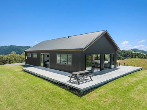 158 Clements Road, Matapouri