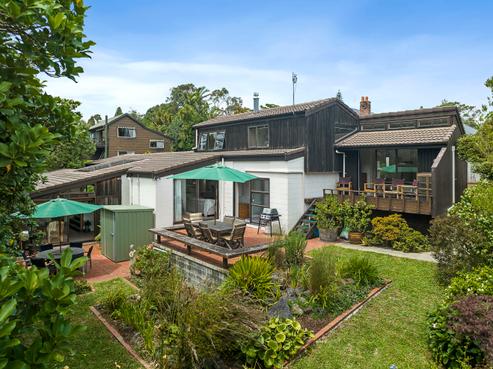 35 Jacaranda Avenue, Beach Haven