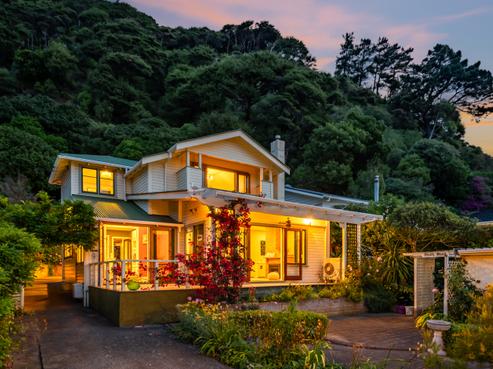 309 Muritai Road, Eastbourne