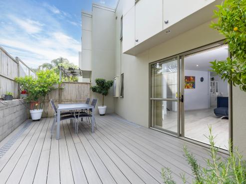 34/21 Hunters Park Drive, Three Kings