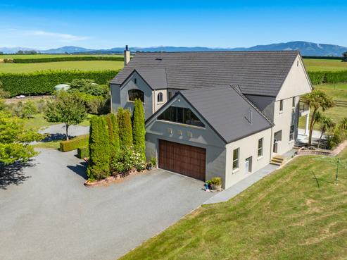 62 Bayley Road, Fernside