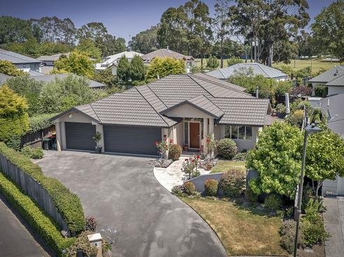 8 Dunvegan Place, Harewood