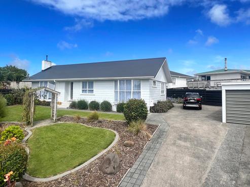 12B Oleander Place, Bell Block