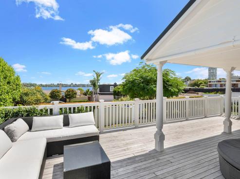 2 Eric Price Avenue, Takapuna