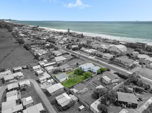 16 Costello Crescent, Pukehina