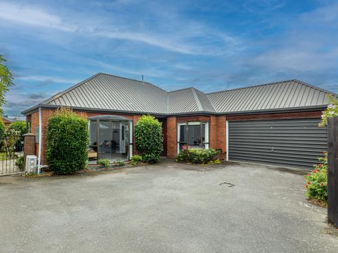 28A Staveley Street, Avonhead