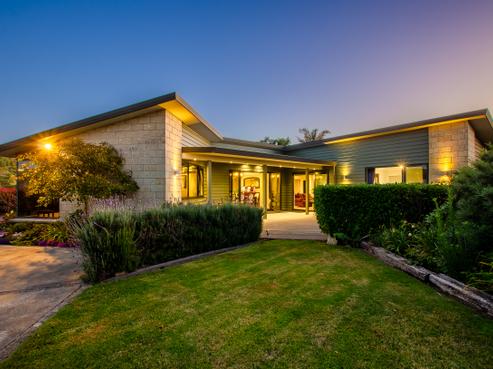 10 Lambert Way, Paraparaumu