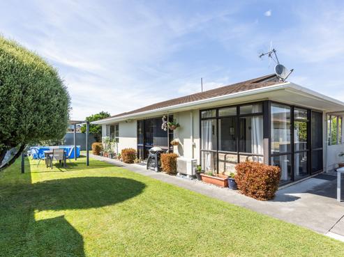 3/211 Ikanui Road, Frimley