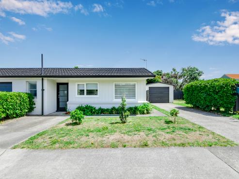1 Anthony Grove, Paraparaumu Beach