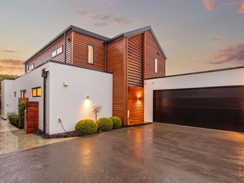 35 Hawkesbury Avenue, Saint Albans