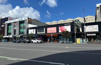 Premium Broadway Retail