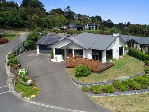 6 Appin Stuart View, Rangatira Park