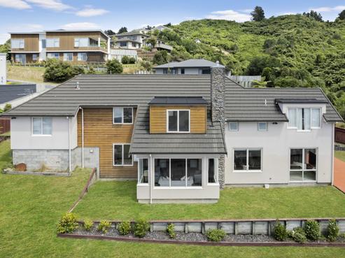 3 Winifred Way, Belmont