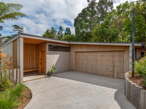 13 Kauri Road, Birkenhead
