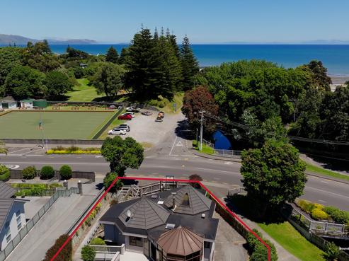 12 Matatua Road, Raumati Beach