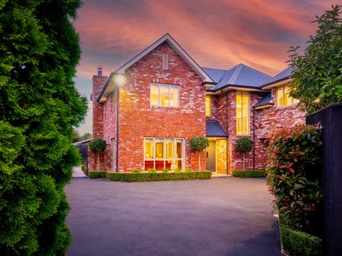 16A Hadlow Place, Burnside
