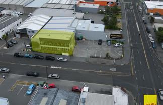 Office and Warehouse with Great Profile