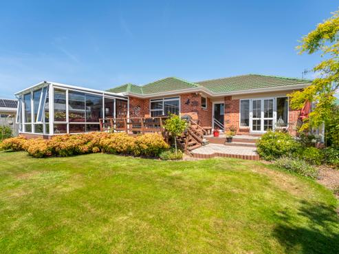25A Maltby Avenue, West End