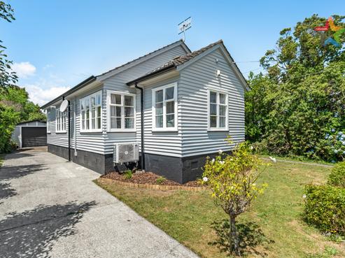 6 Lockwood Crescent, Taita