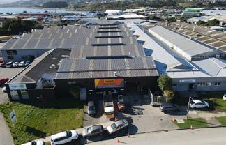 Rare warehouse in Porirua