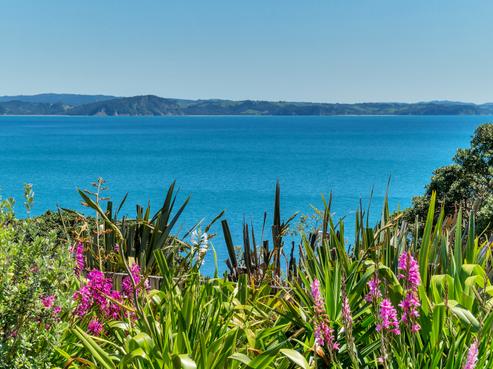 52 Pacific Parade, Army Bay