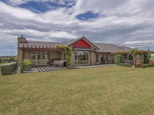 1 Whitcombe Place, Darfield