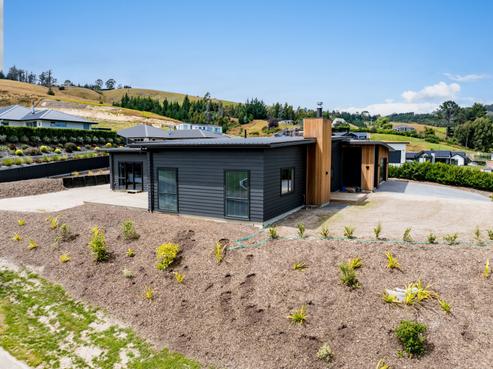 53 Heathfield Drive, Mosgiel