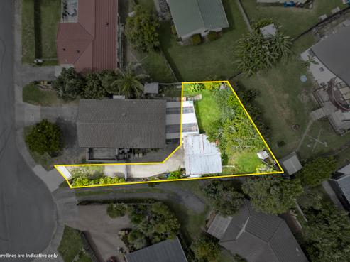 4A Lowell Place, Massey