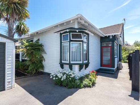 37 Hendon Street, Edgeware