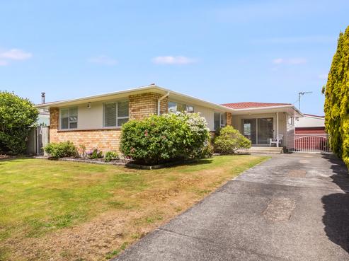 193 California Drive, Totara Park
