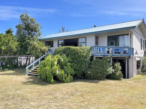 44 Bishop Road, Parapara