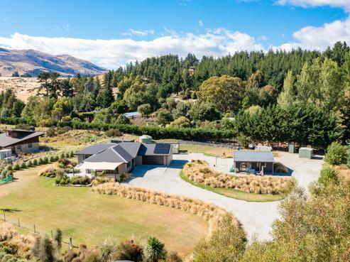 22 Long Grass Place, Hawea Flat
