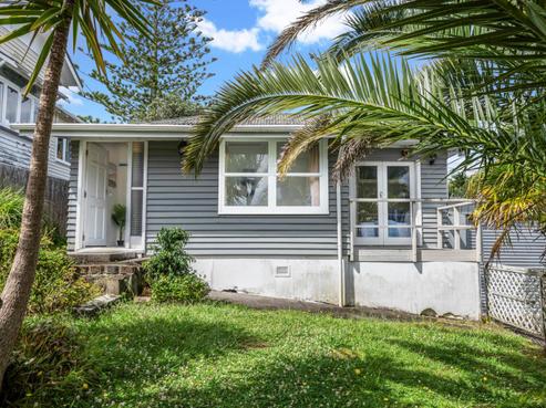 2/46A Salisbury Road, Birkdale