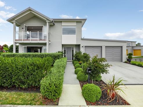 46 Plescher Crescent, Leamington