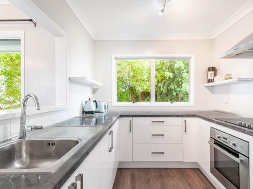 2/195 Metcalfe Road, Ranui
