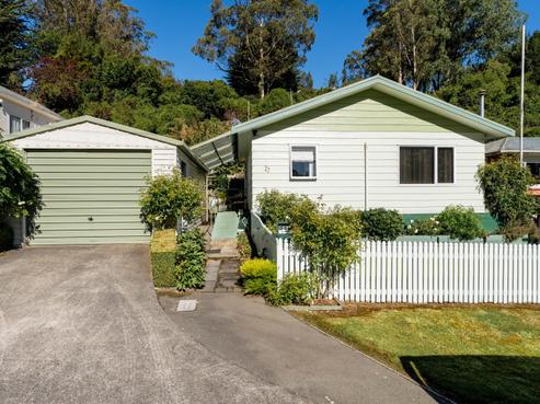 27 Prosser Street, Green Island