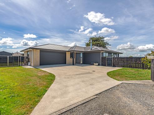 15 George Street, Bulls