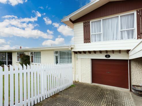 611 Tay Street, Hawthorndale